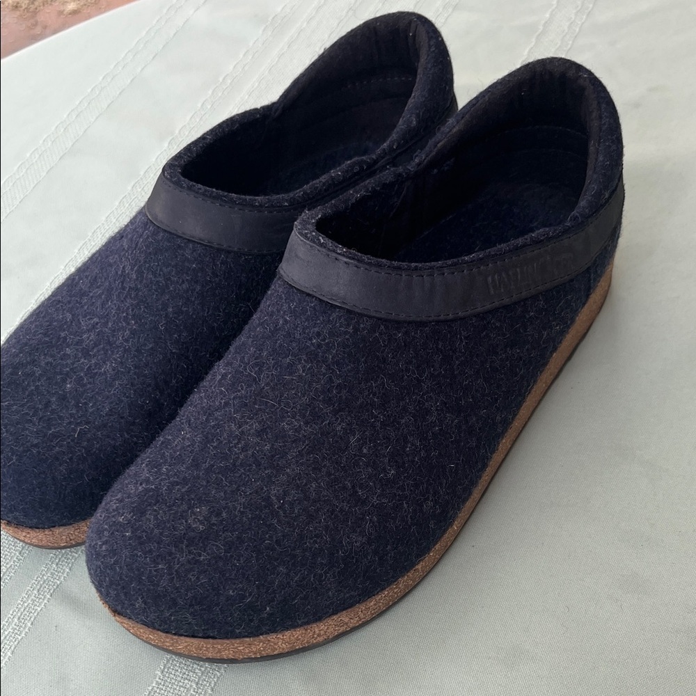 Haflinger navy Felt Slip-On with Red Logo Accent size EU40 US 9-10